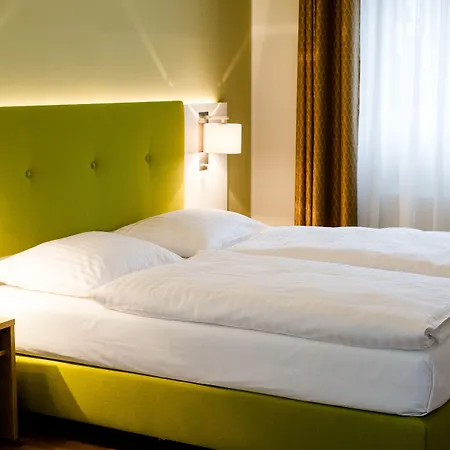 Haus Rissen Gaestehaus 3*