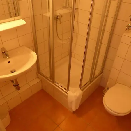 Haus Rissen Gaestehaus ホテル