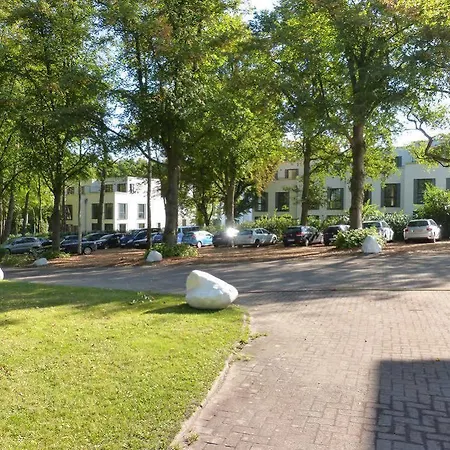 Haus Rissen Gaestehaus ヴェーデル