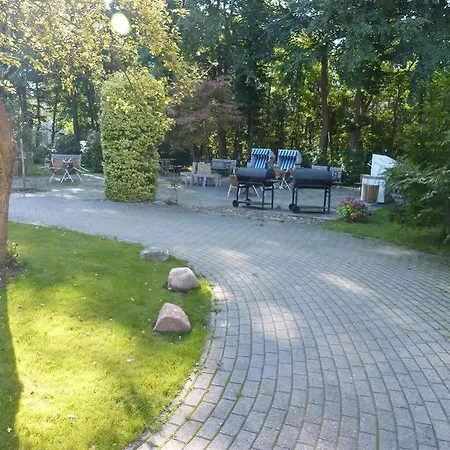 Haus Rissen Gaestehaus 3*